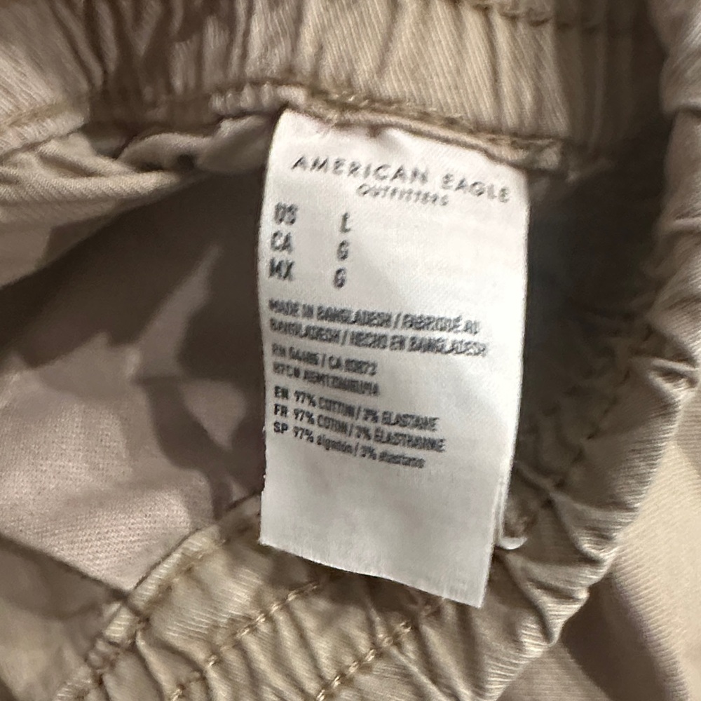 American Eagle Outfitters Men's Tan Athletic Shorts - Picture 3 of 4